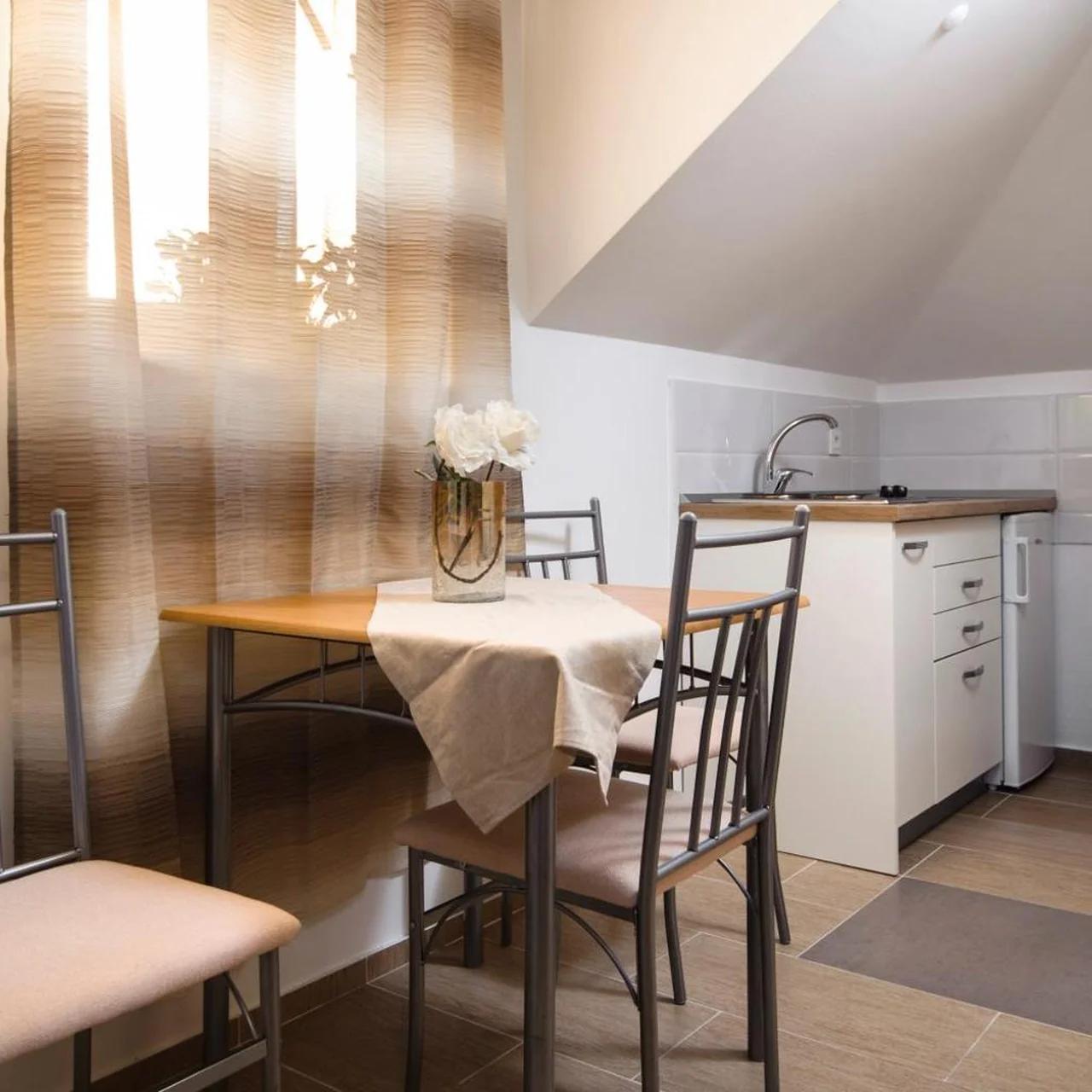 La Perla Luxury Apartments photo