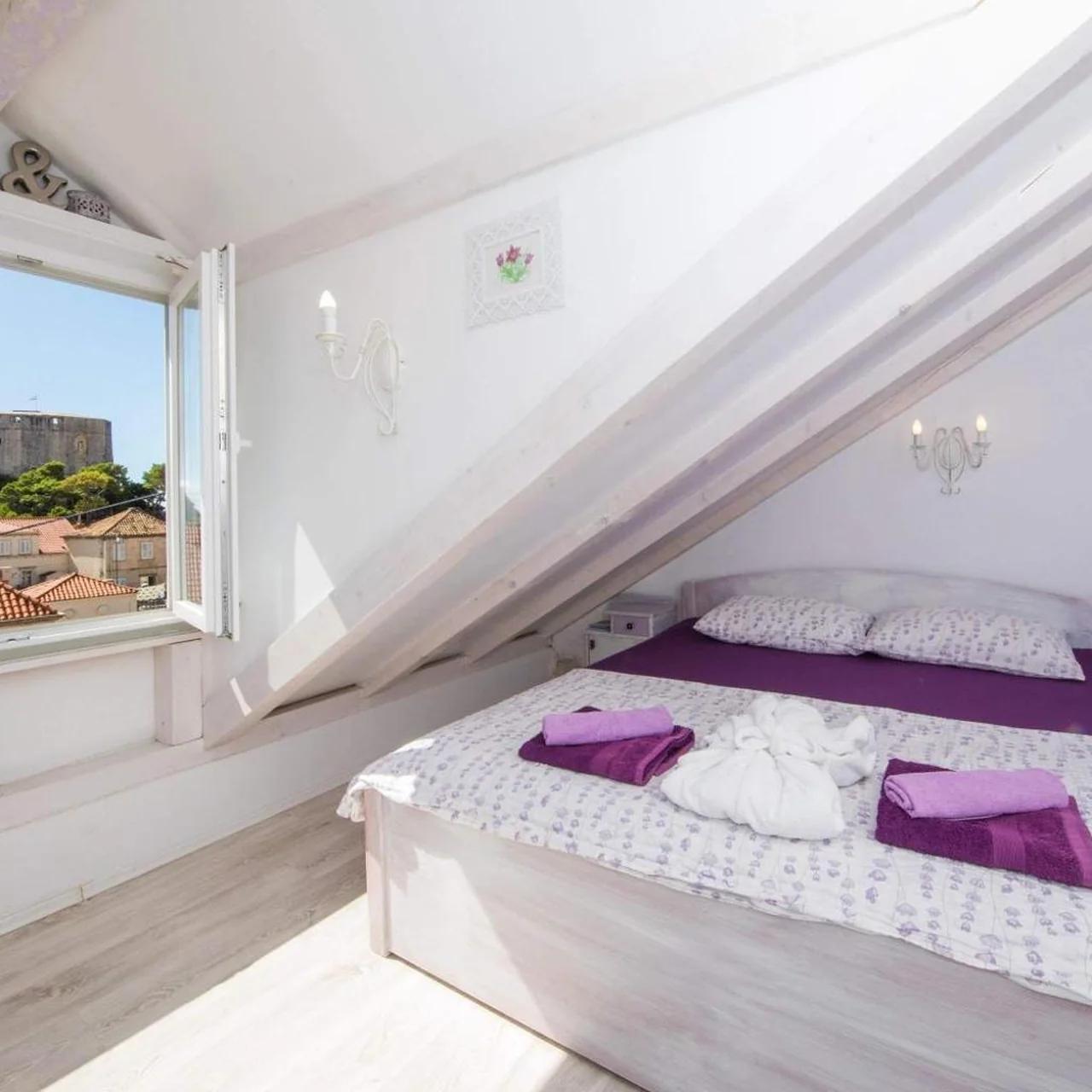 Guest House Gugily