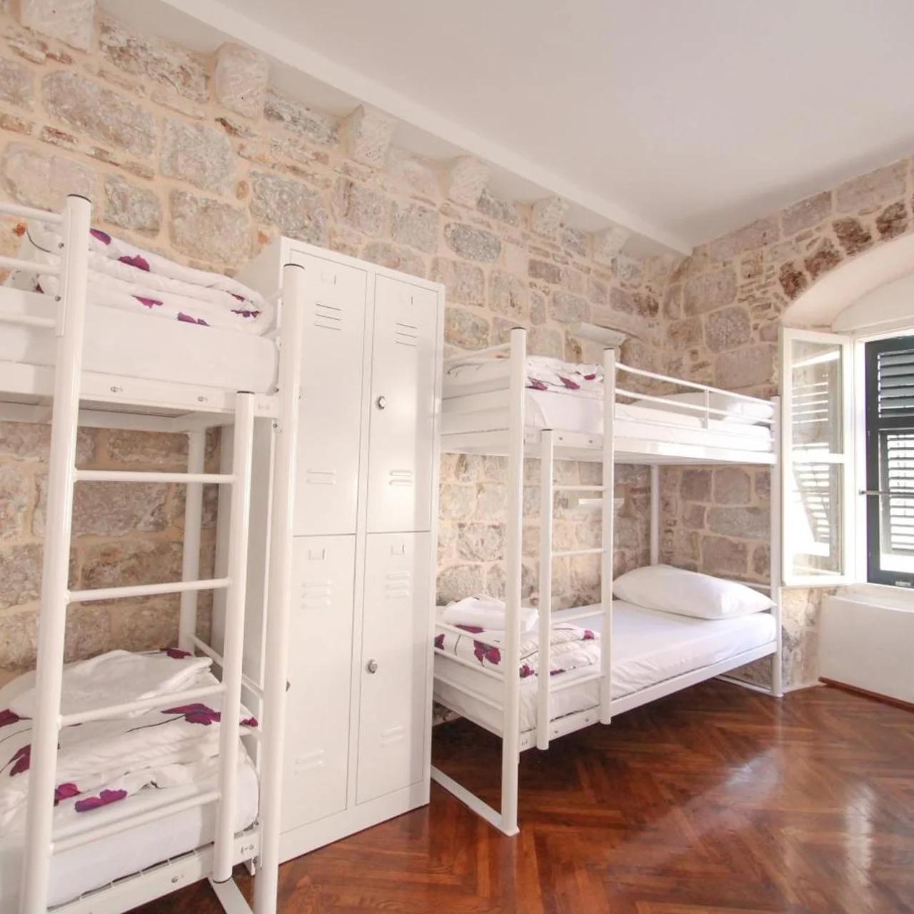 Hostel Angelina Old Town photo