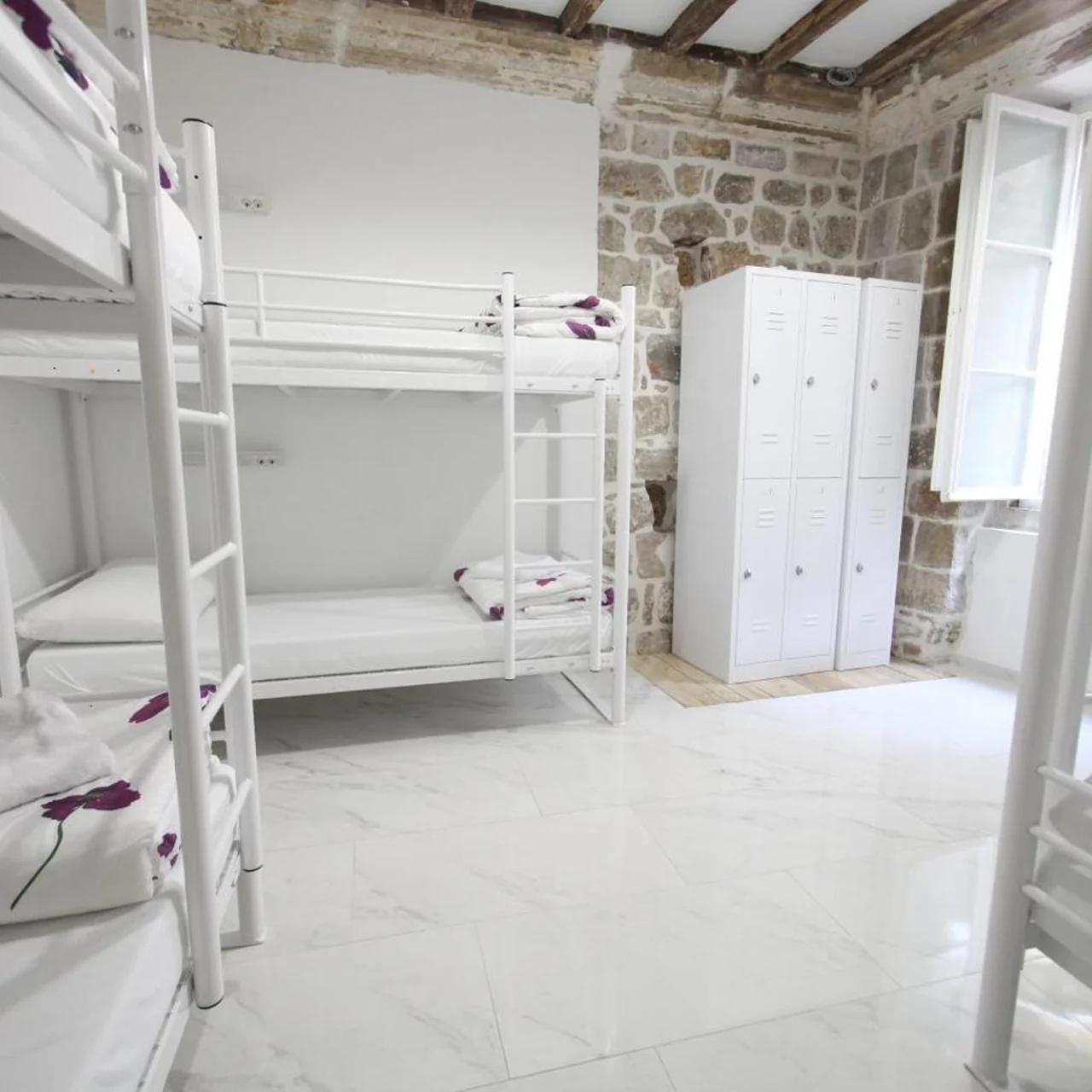Hostel Angelina Old Town photo