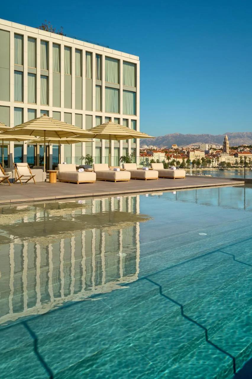 Hotel Ambasador photo