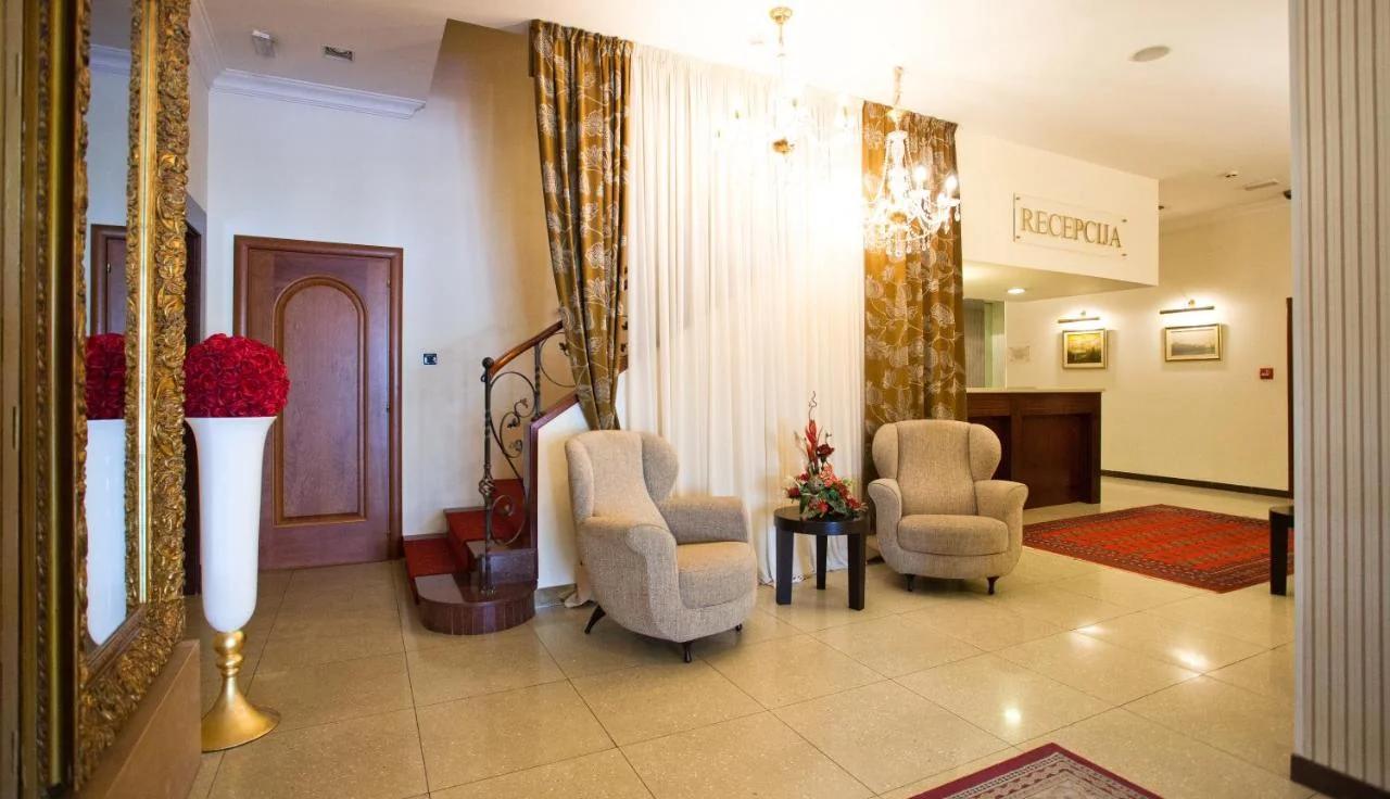 Hotel Globo photo