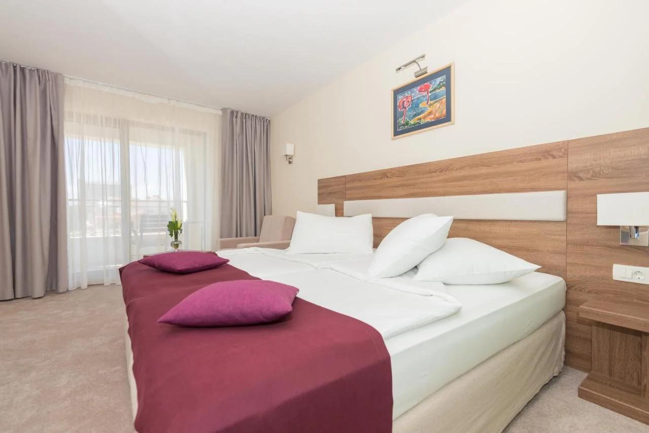 Hotel Park Makarska photo