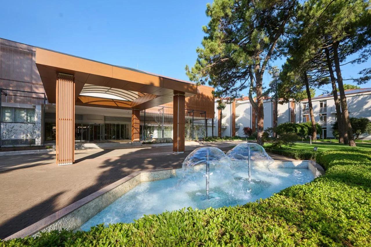 Hotel Pelegrin Plava Laguna photo