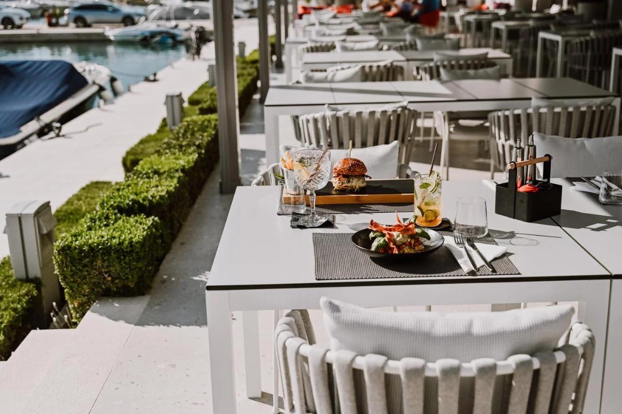 Hotel Stomorin-Marina Hramina photo