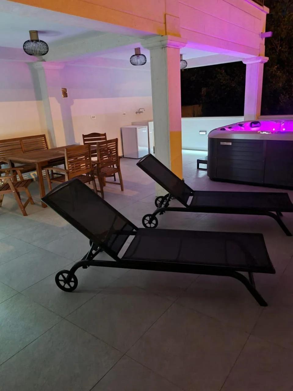 House R&R foto