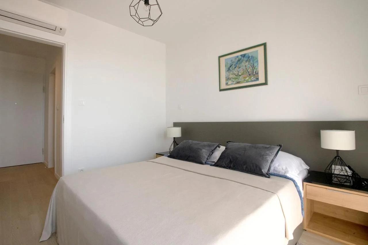 Island View Luxury Apartments photo