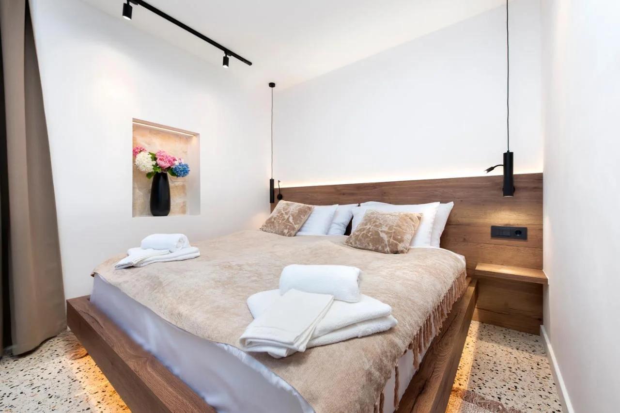La Riva Luxury Rooms photo