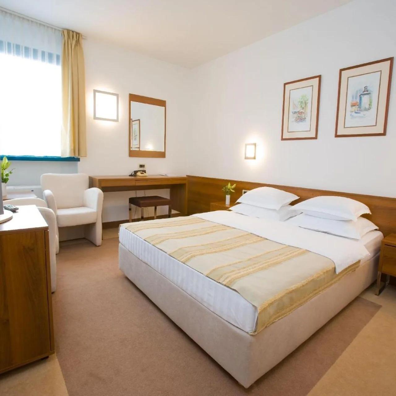 Hotel Laguna Zagreb foto