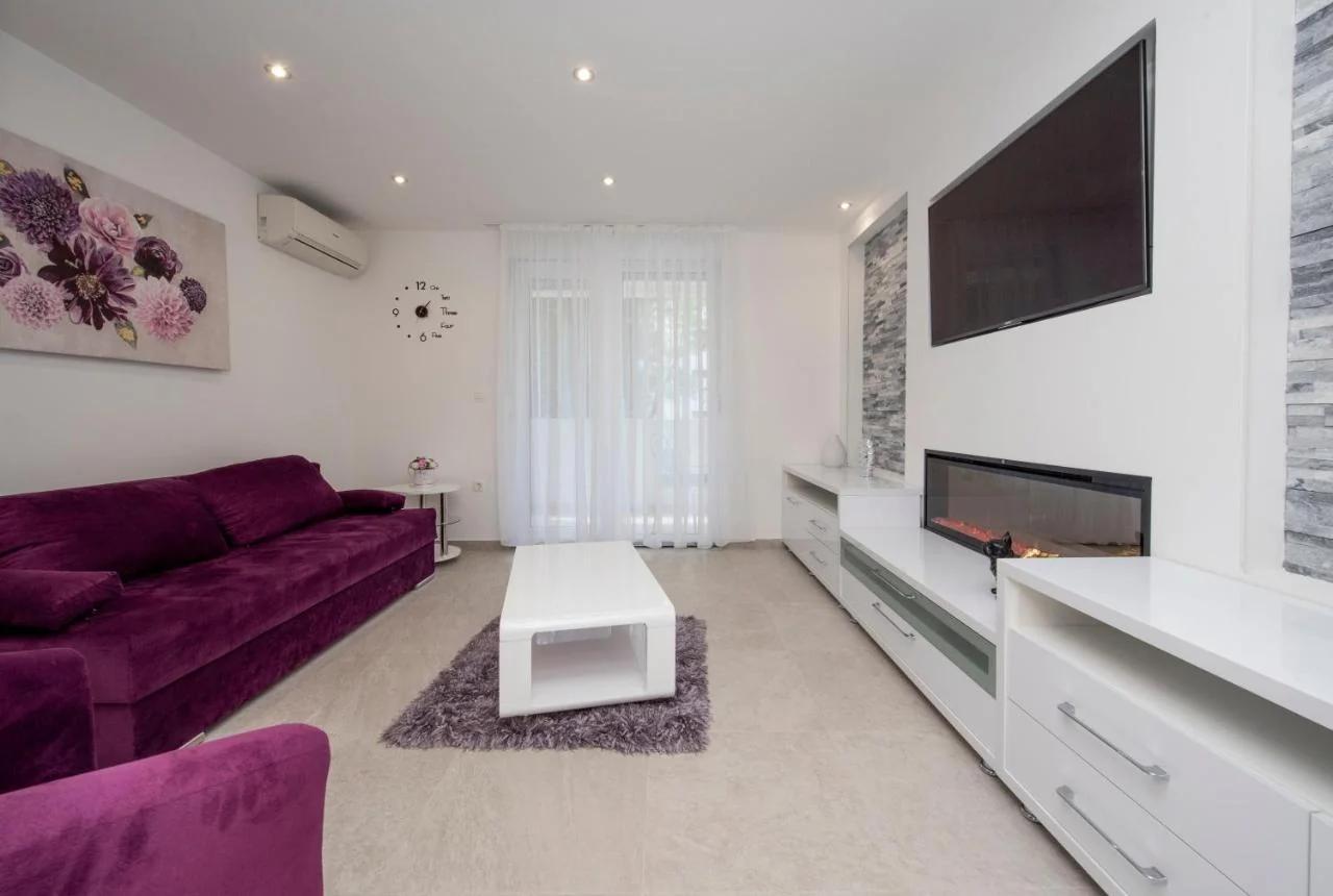 Lions apartment photo