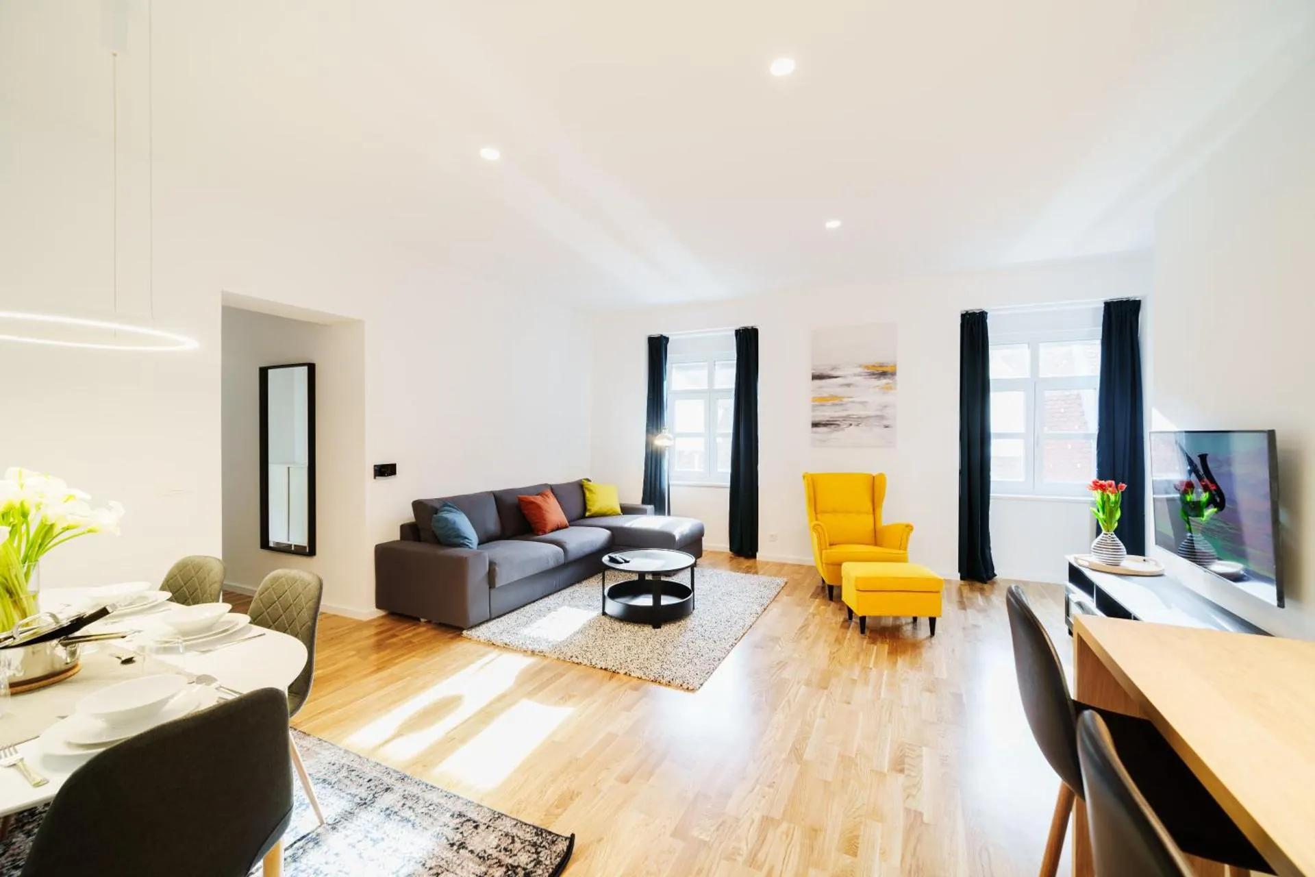 Lux Home photo