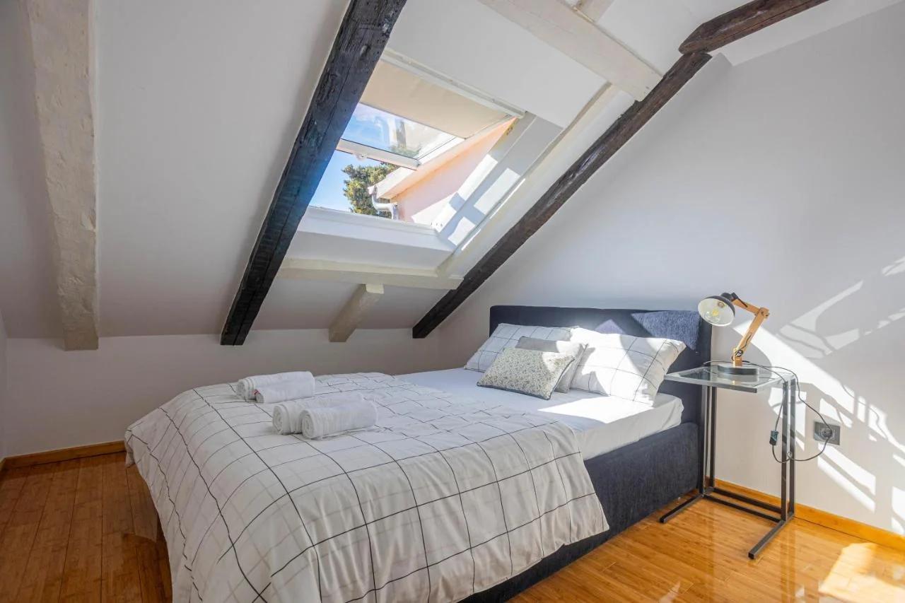 Luxattic foto