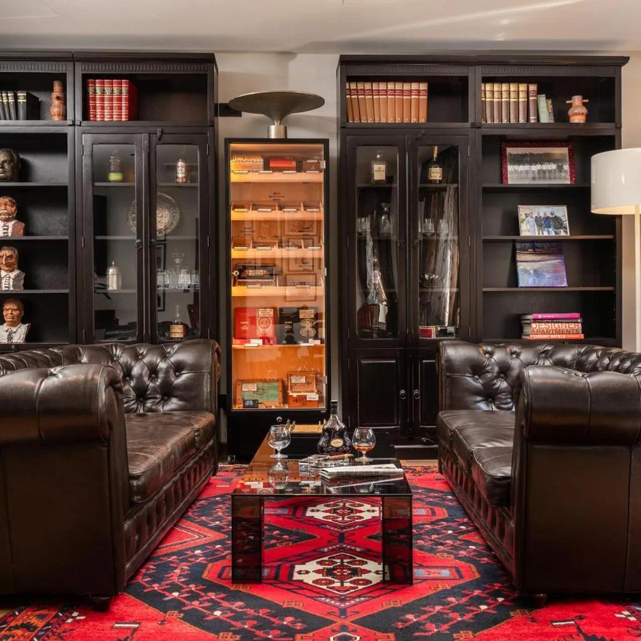 Marmont Heritage Hotel photo