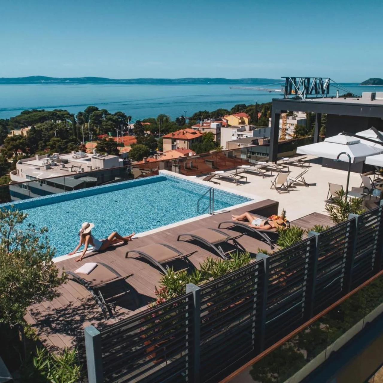 Marvie Hotel & Health photo