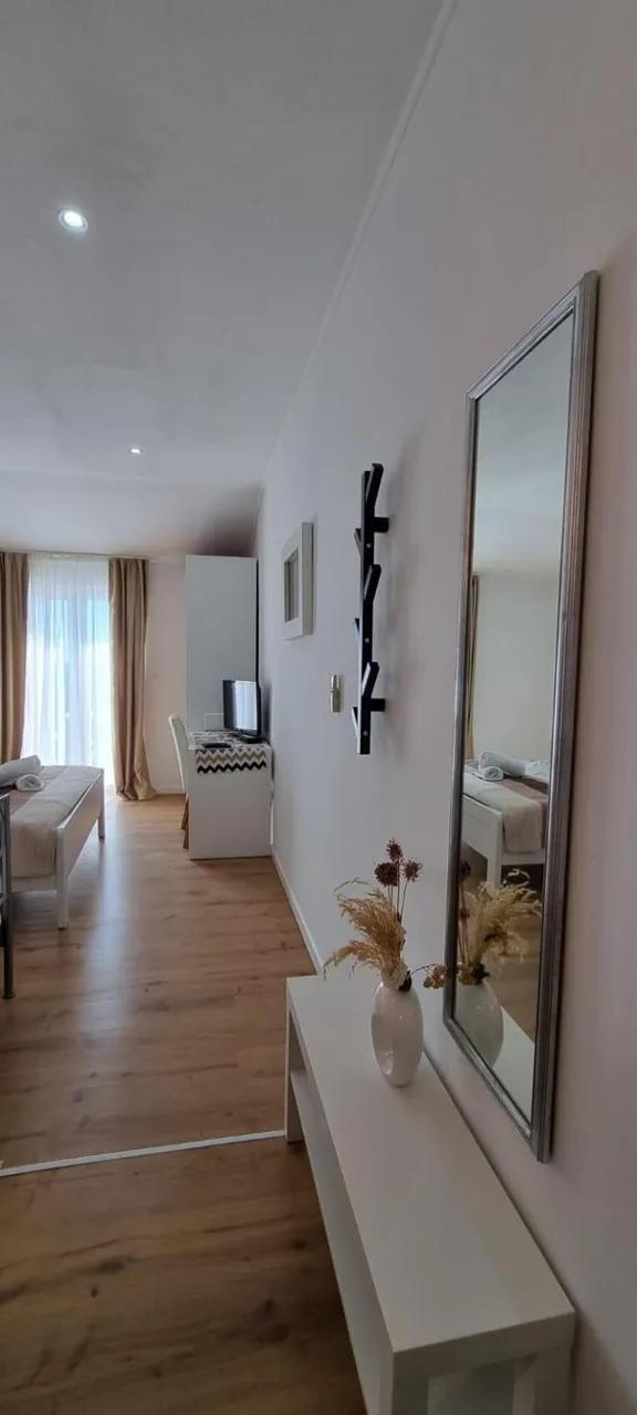 Matea Apartments Milna foto