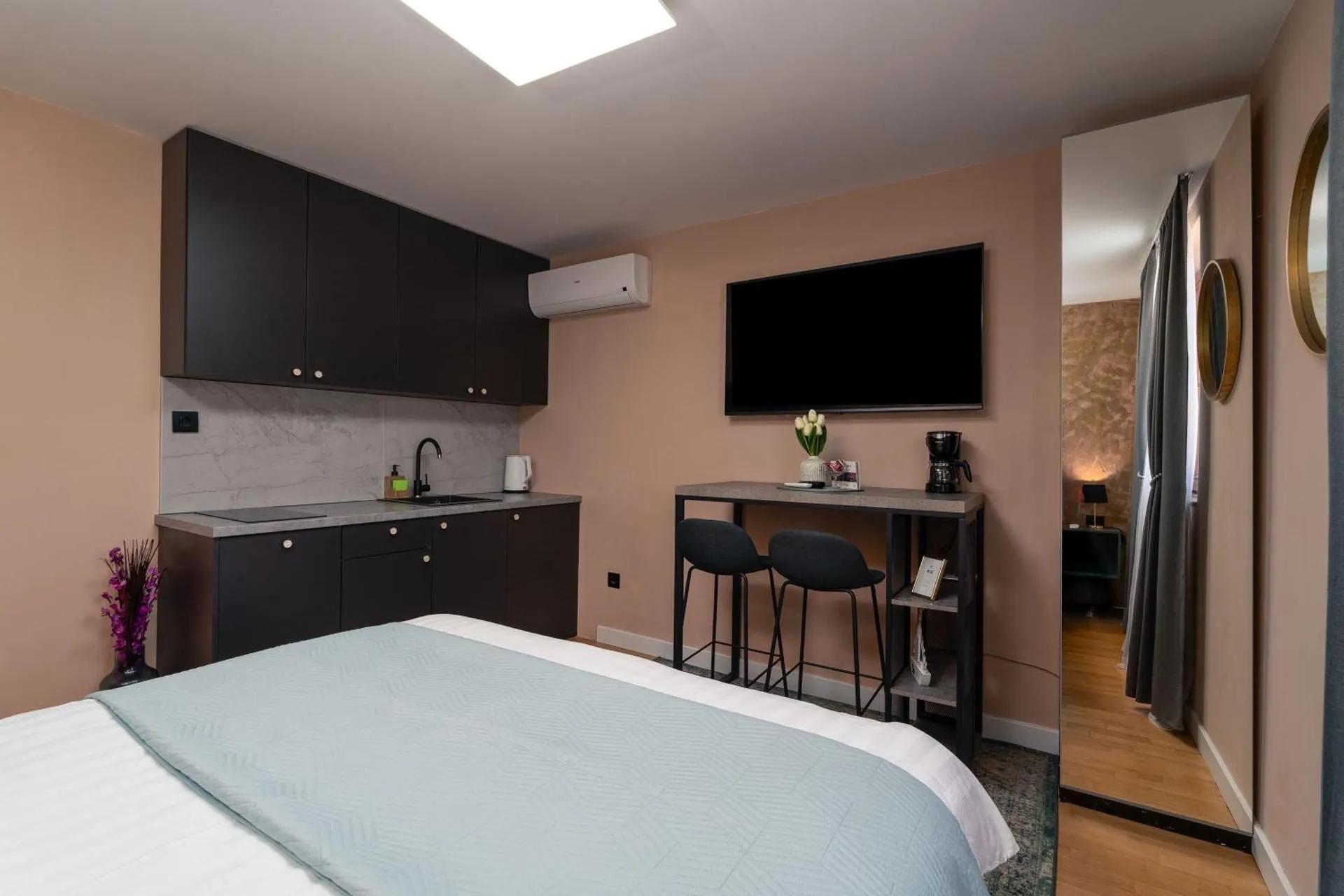 Sapphire Studio Apartment with FREE PRIVATE PARKING foto