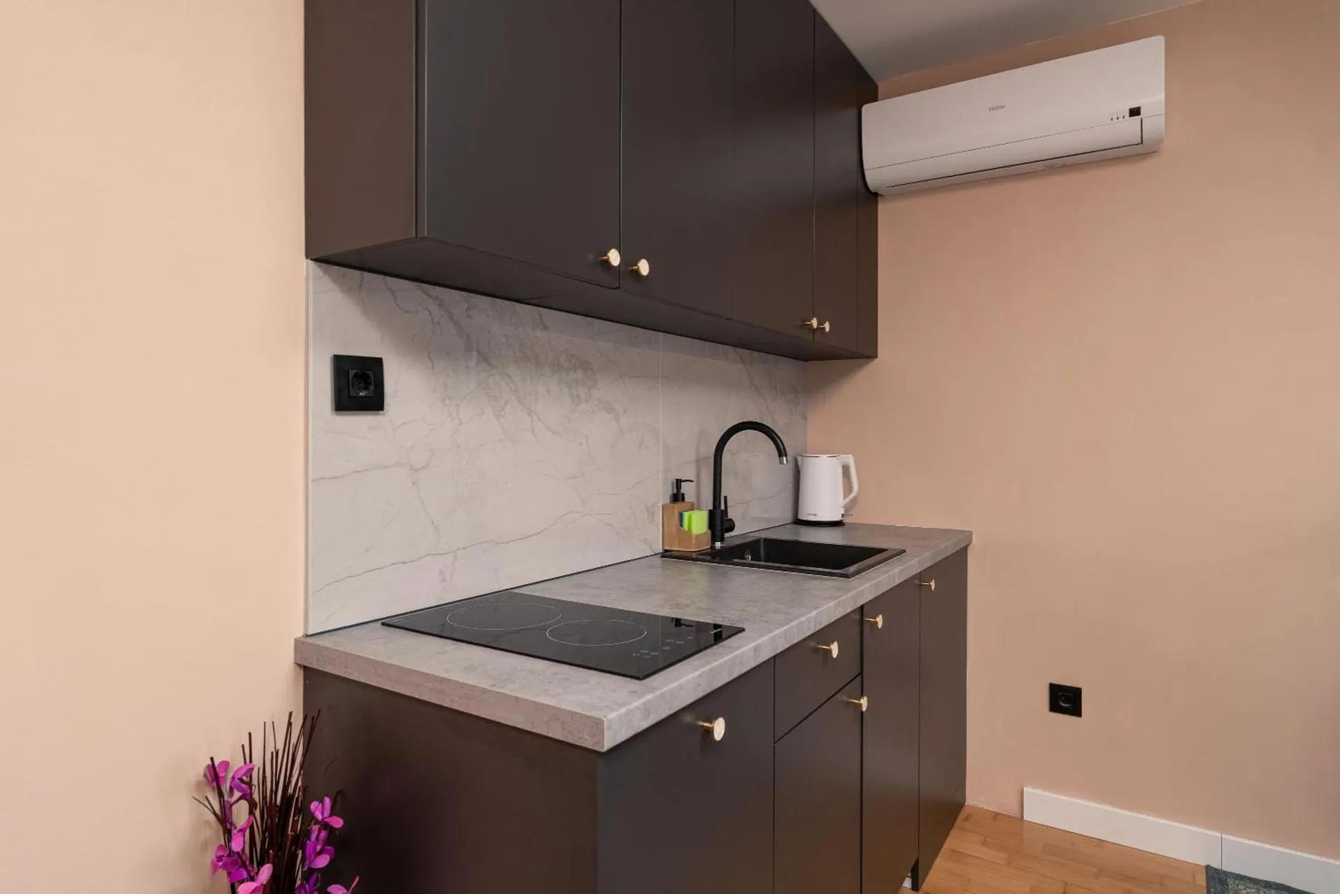 Sapphire Studio Apartment with FREE PRIVATE PARKING foto