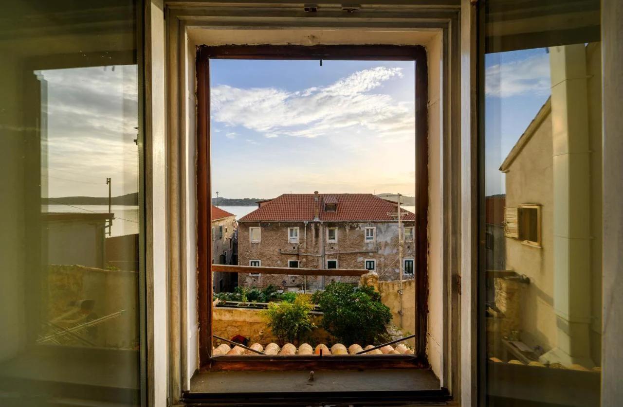 On the Rock Apartments photo