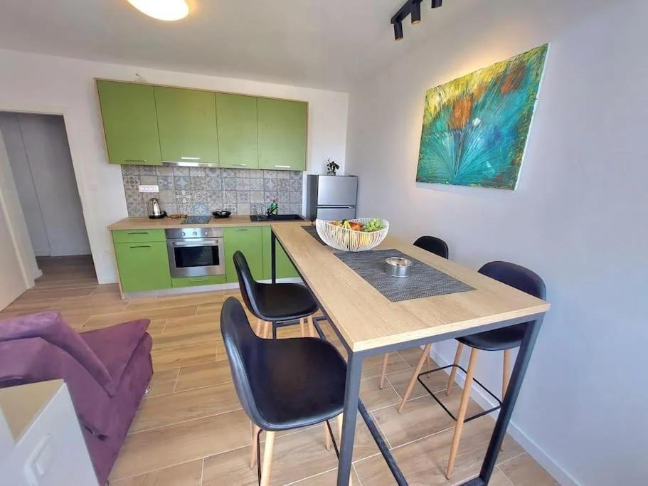 Orla Beach Apartment foto