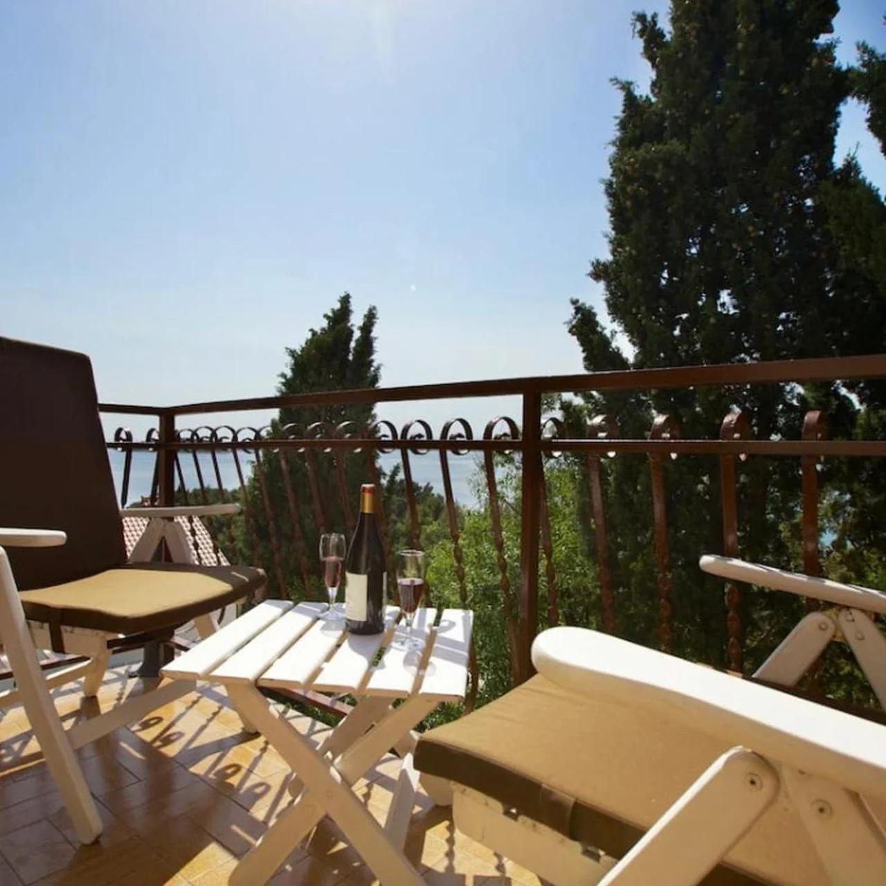 Patak's place, amazing view photo