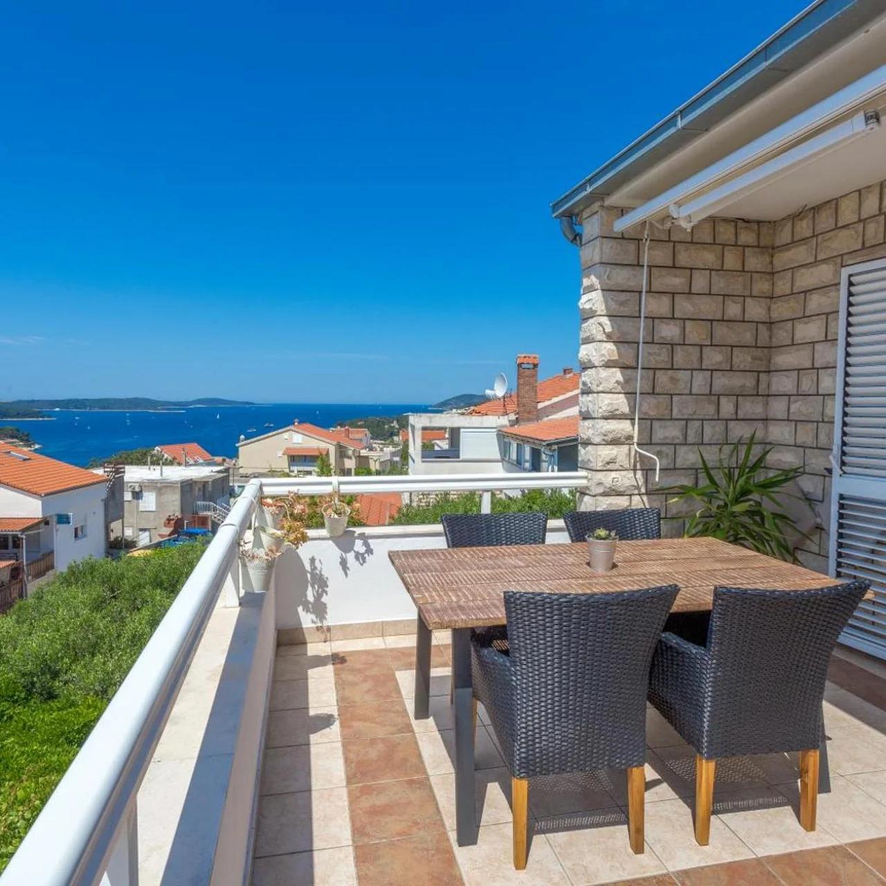 Peaceful apartment with beautiful view photo