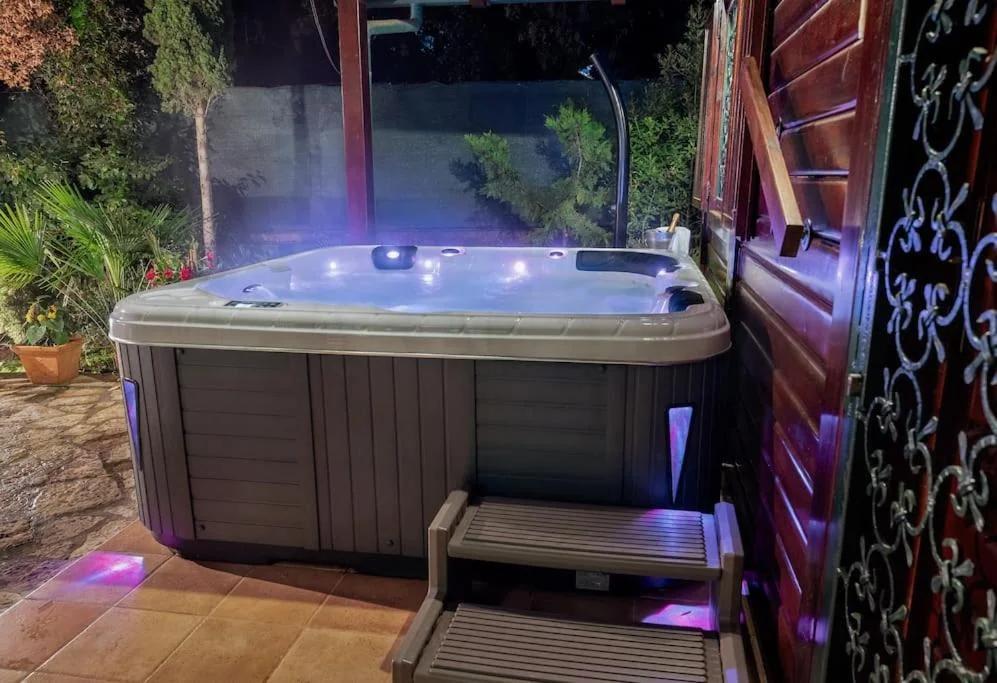 Pure Nature Haven By The Sea with Hot Tub photo