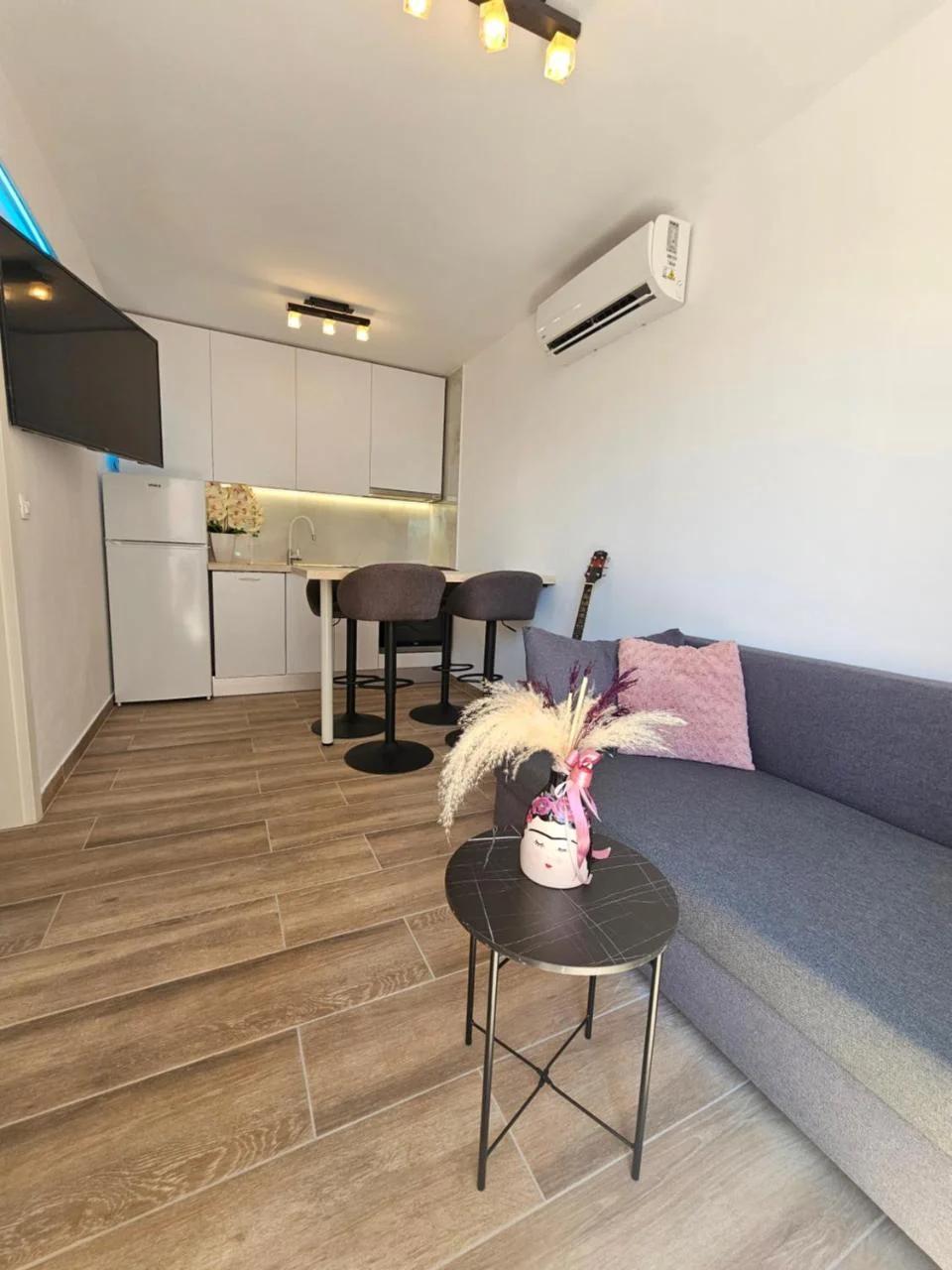 Rita Apartments photo