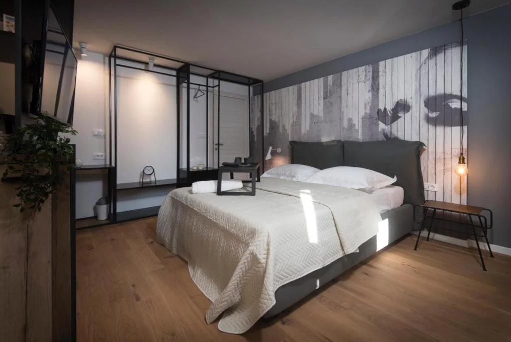Sibinicum luxury rooms photo