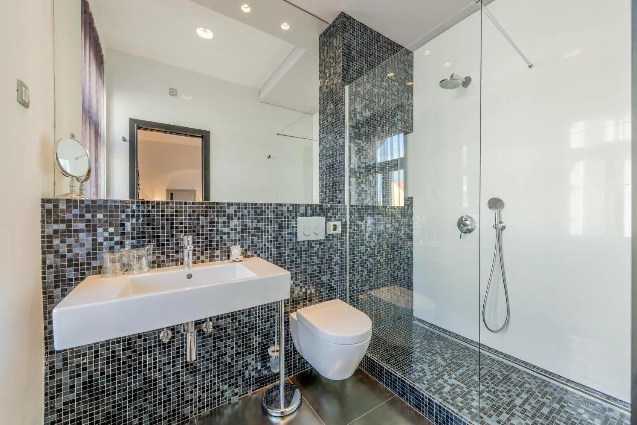 Starlight Luxury Rooms foto