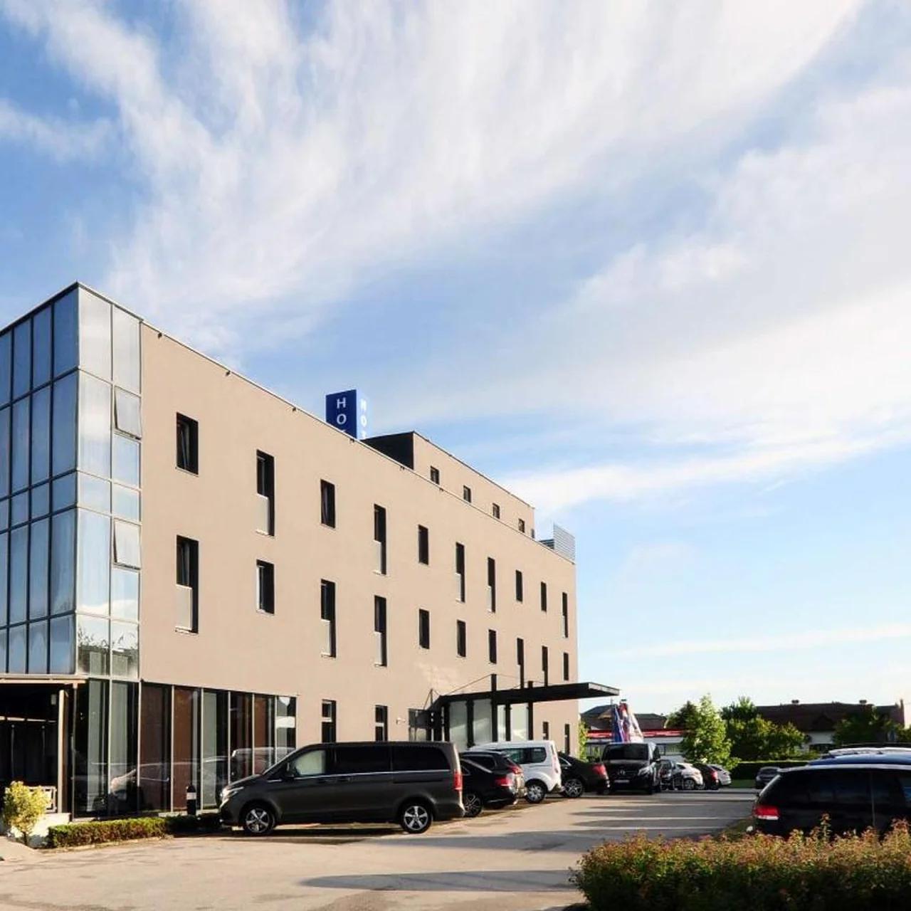 Best Western Airport Hotel Stella photo