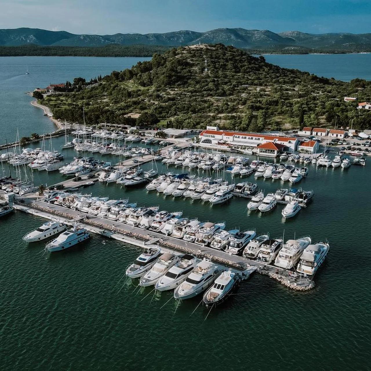 Hotel Stomorin-Marina Hramina foto