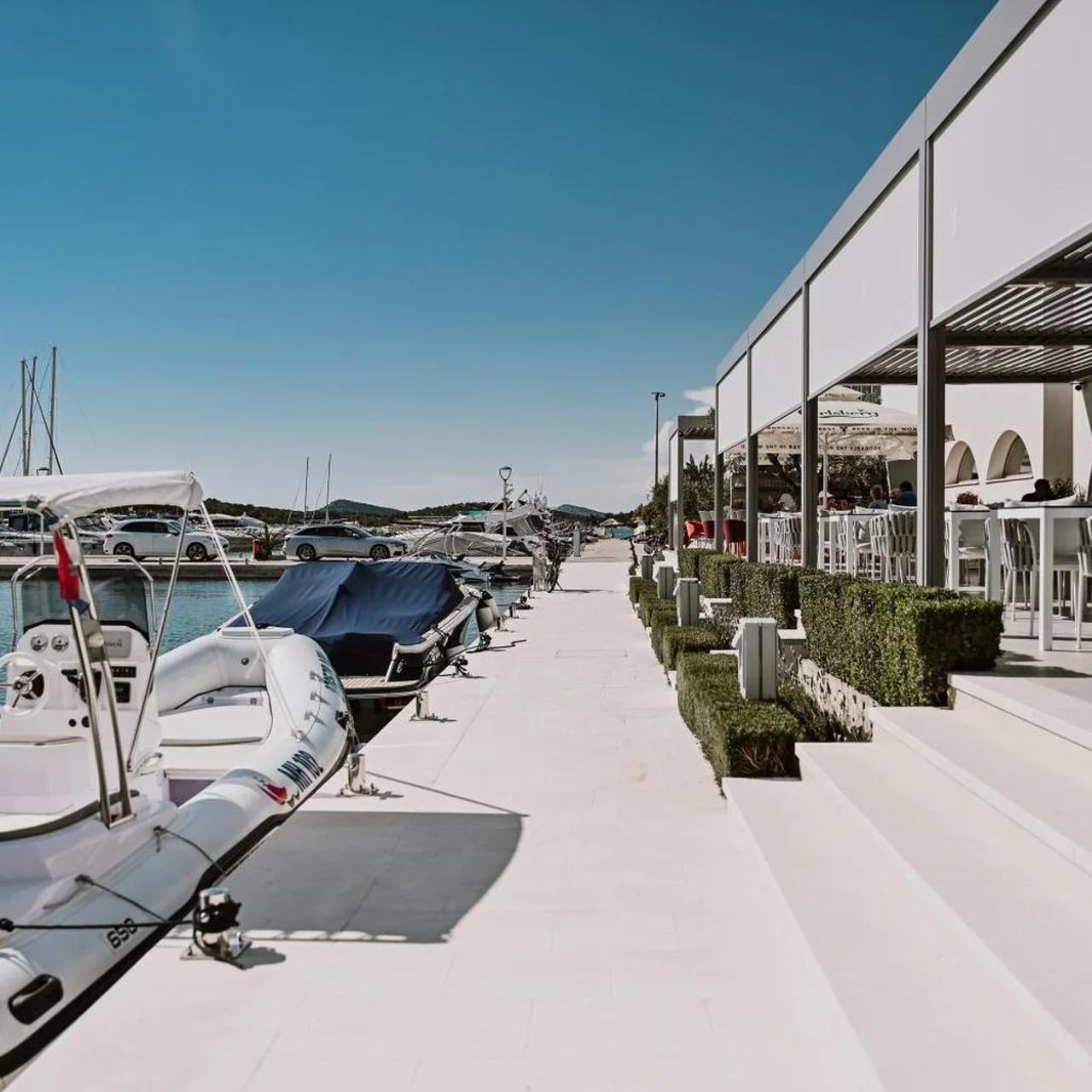 Hotel Stomorin-Marina Hramina foto