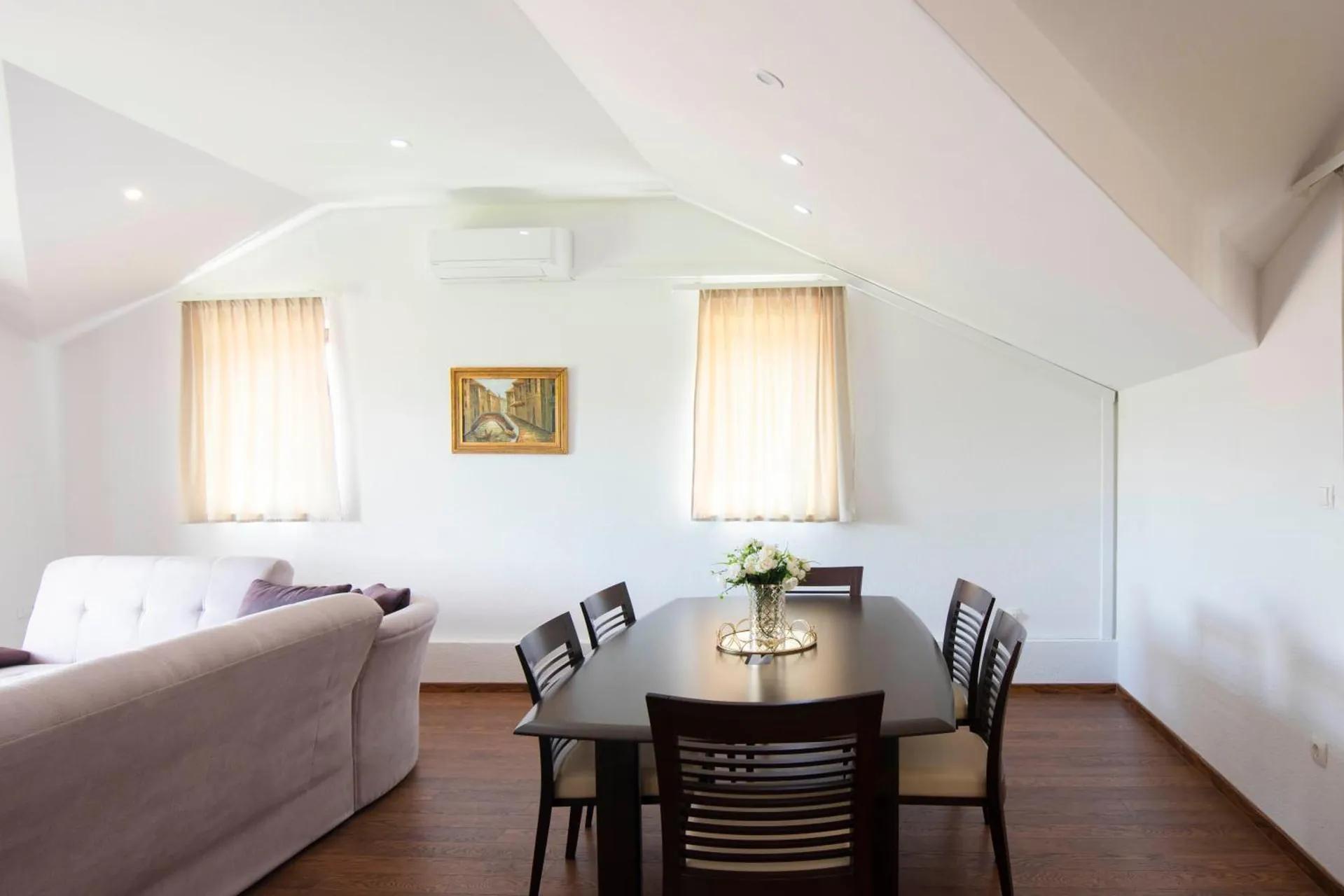 Stone house with 4 bedrooms and beautiful view photo