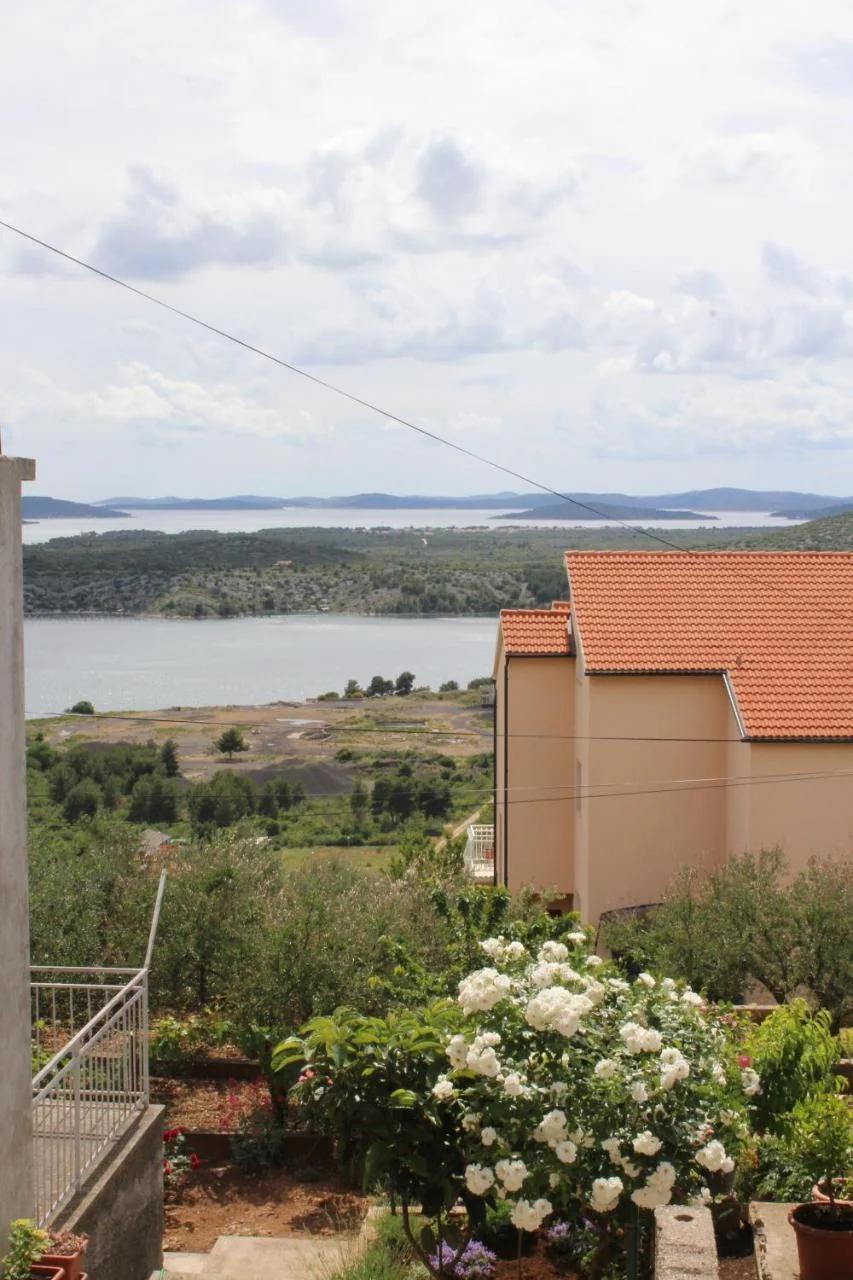 Studio apartman Ana foto