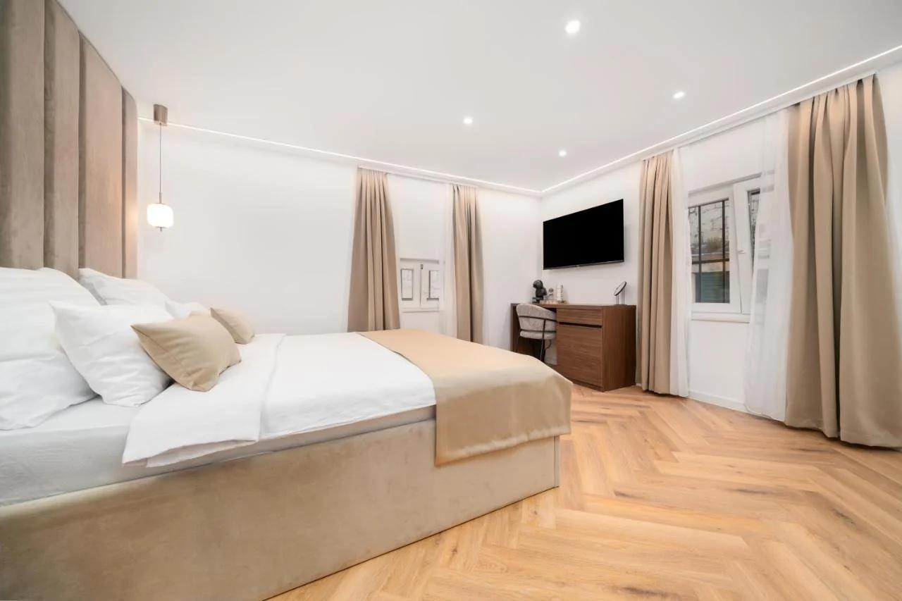 The Elysium Rooms foto