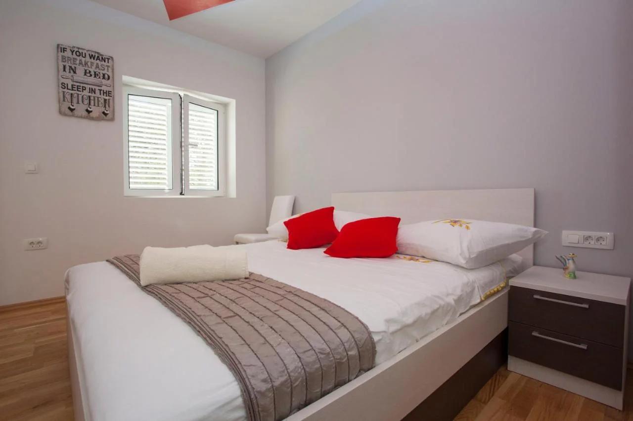 Vera apartments photo