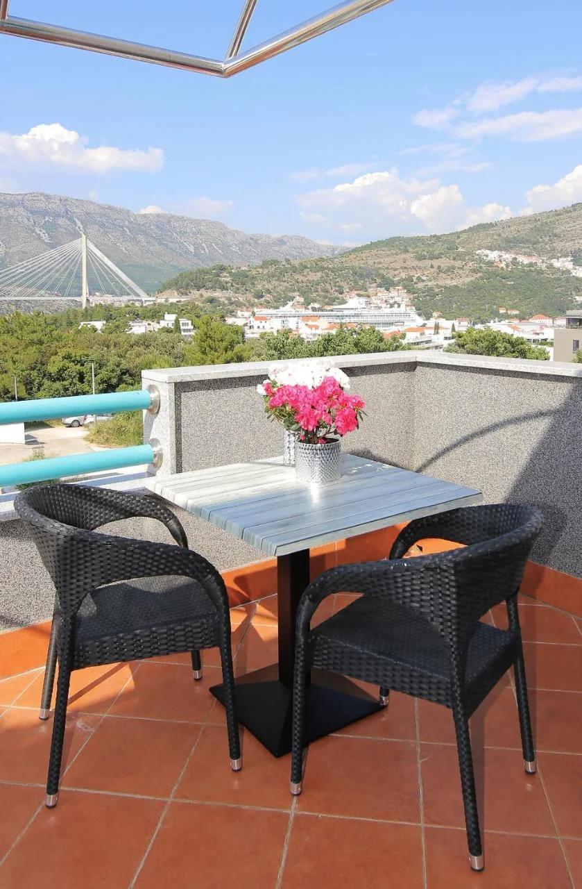 Villa Antea Apartments with Free Parking photo