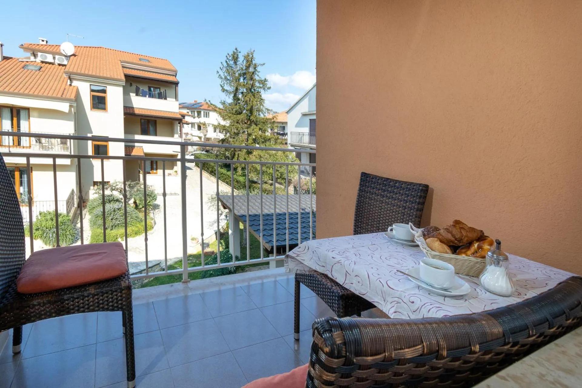 Villa Antonia photo
