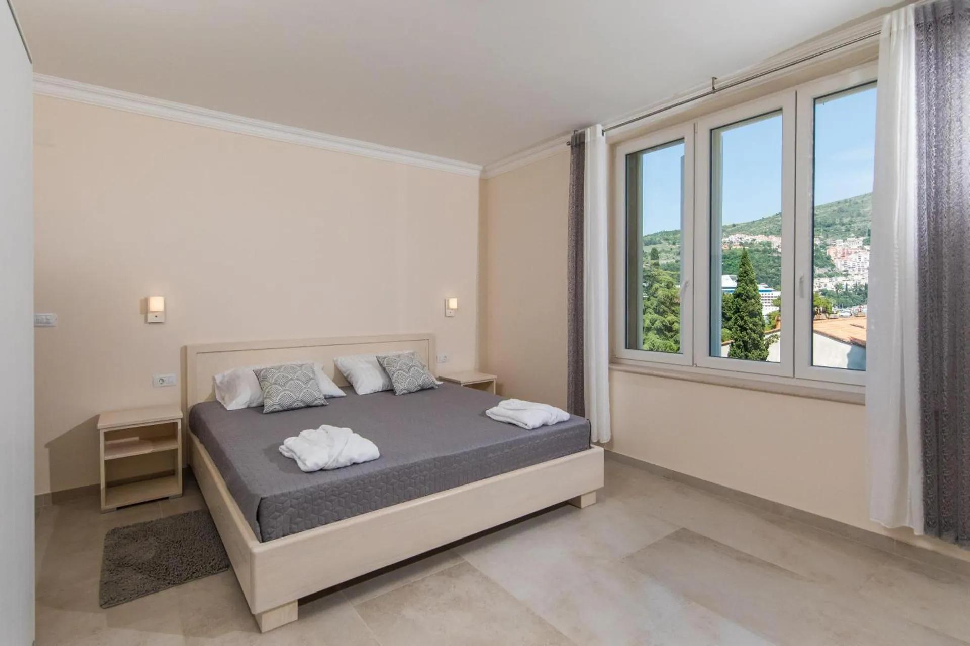 Villa Enigma photo