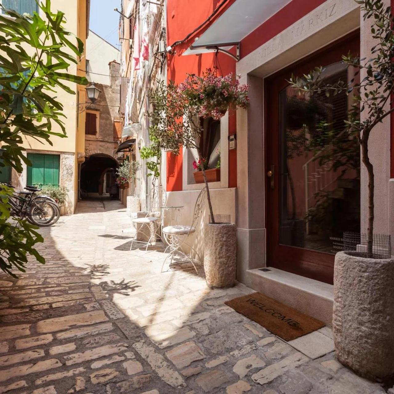 Apartments Villa Markiz photo