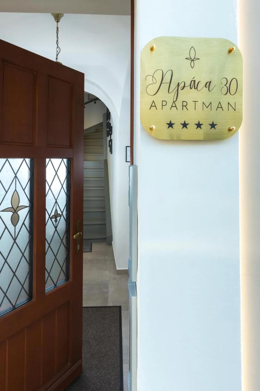 Apáca 30 Apartman **** Győr photo