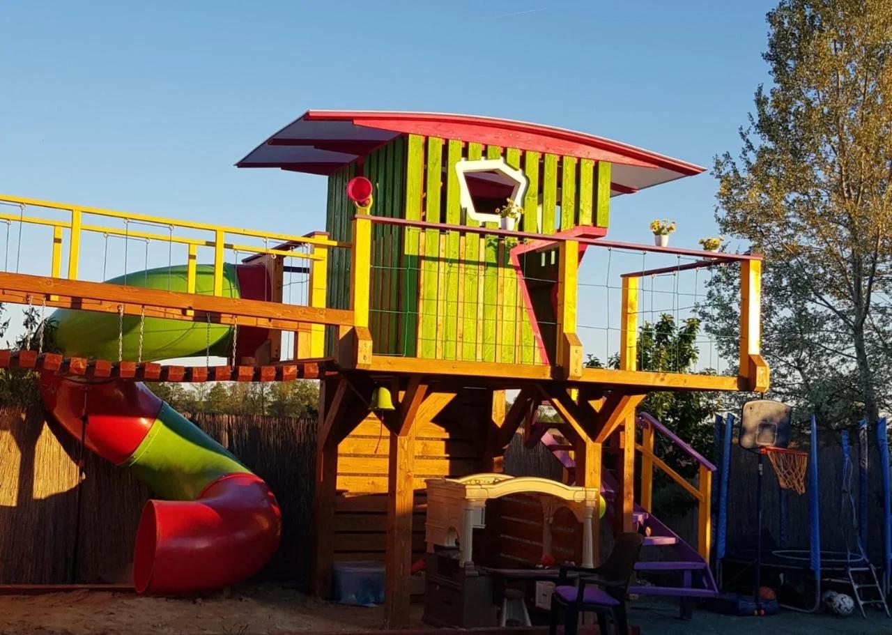 Kids' Paradise House photo