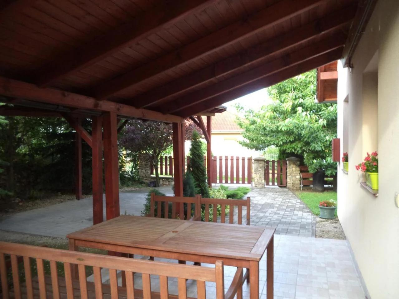 Kinga House photo