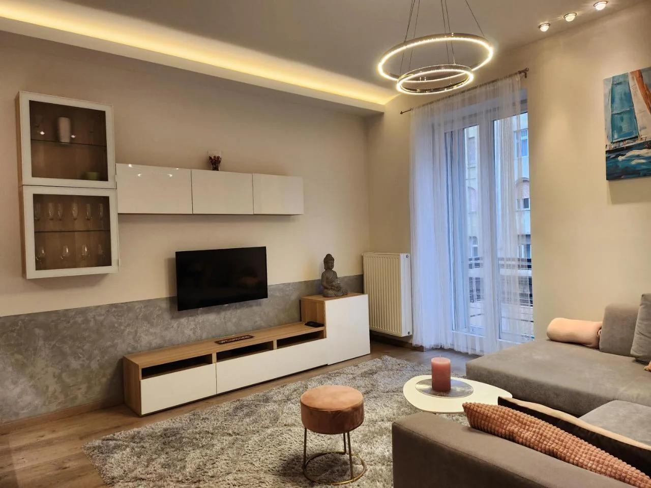 M53 "Margaret's Edge" Apartment photo