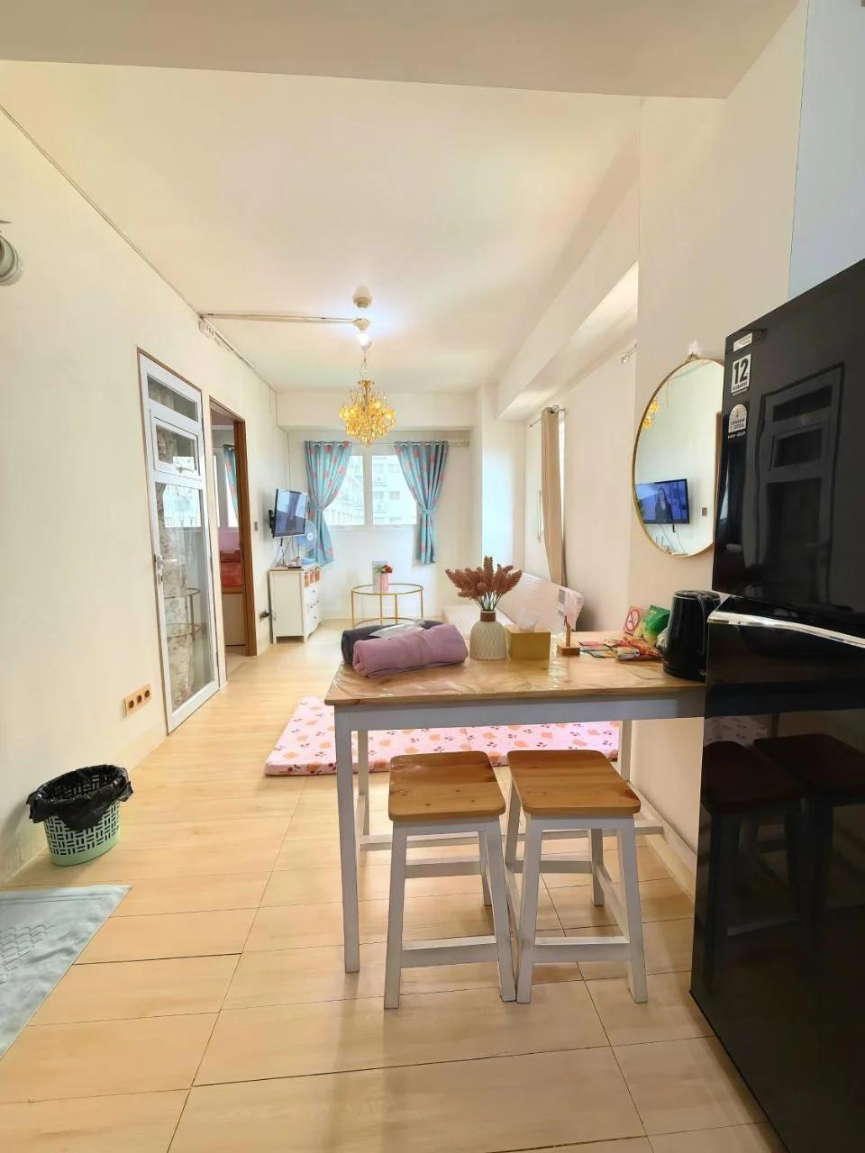 Apartemen Cantik 2BR-7 orang Kelapa Gading WIFI photo