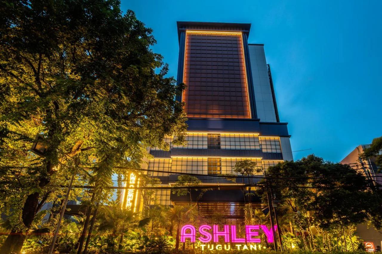 Ashley Tugu Tani Menteng foto