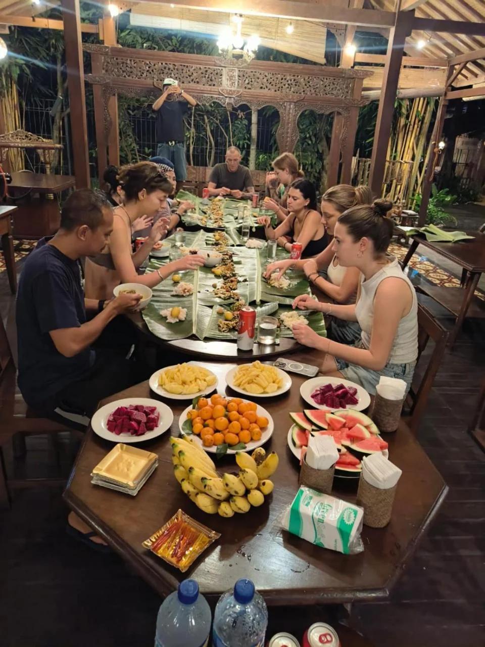 Bedhot Homestay foto
