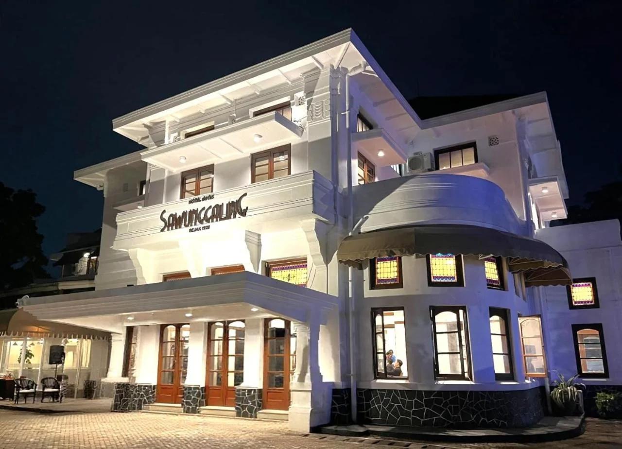 Hotel Butik Sawunggaling photo