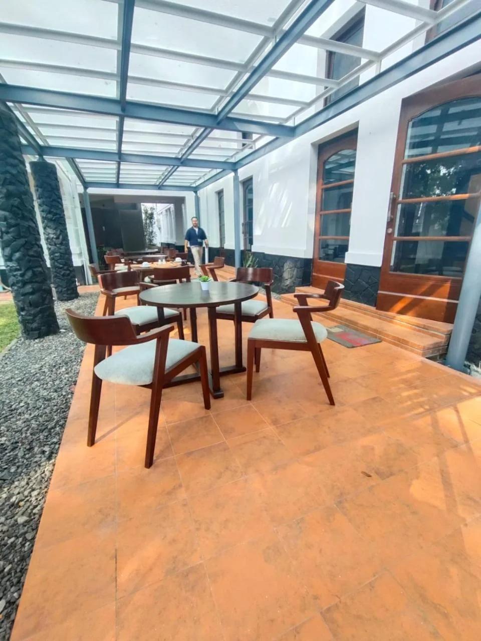 Hotel Butik Sawunggaling photo