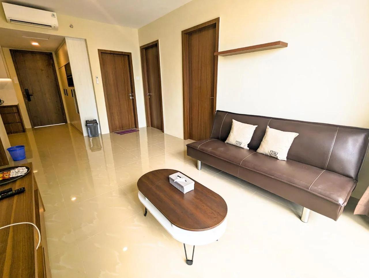 Lovina Spacious 12A-17 at Nagoya Thamrin foto